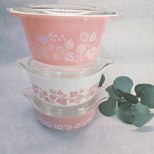 Vintage Pyrex PINK GOOSEBERRY Round Casserole Dish Set w/ Lids 471, 472, 473